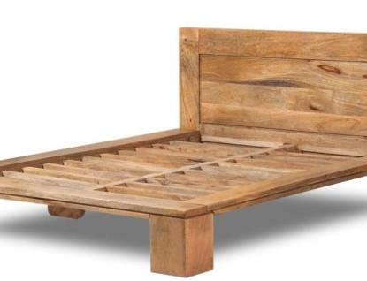 Vzlietnite do oblak na masívnej indickej drevenej posteli: kombinujeme pohodlie a eleganciu Vzlietnite do oblak na masívnej indickej drevenej posteli: kombinujeme pohodlie a eleganciu